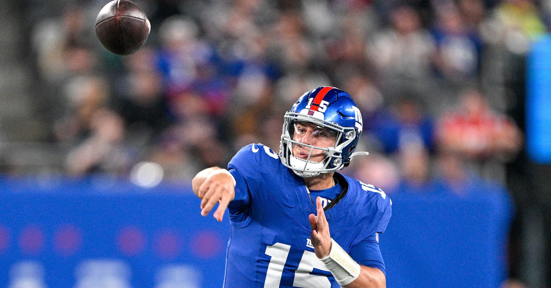 Giants waive Tommy DeVito