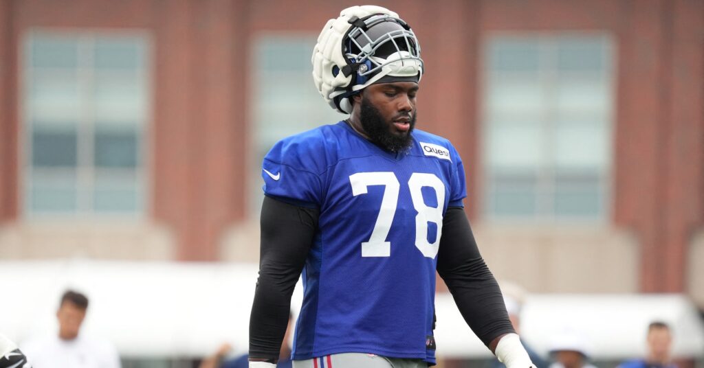 Andrew Thomas return