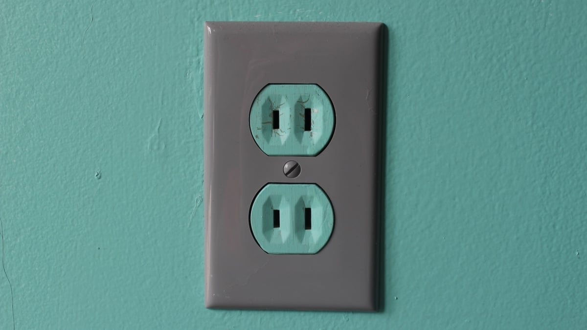 three-prong outlets