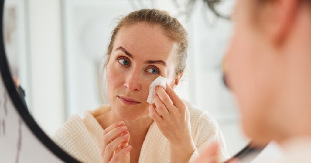 Neutrogena face wipes recall