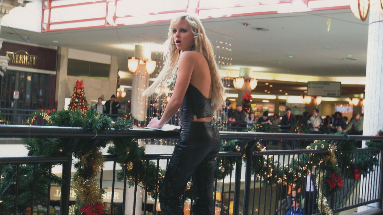 Image source: vogue.com - for informational purposes.