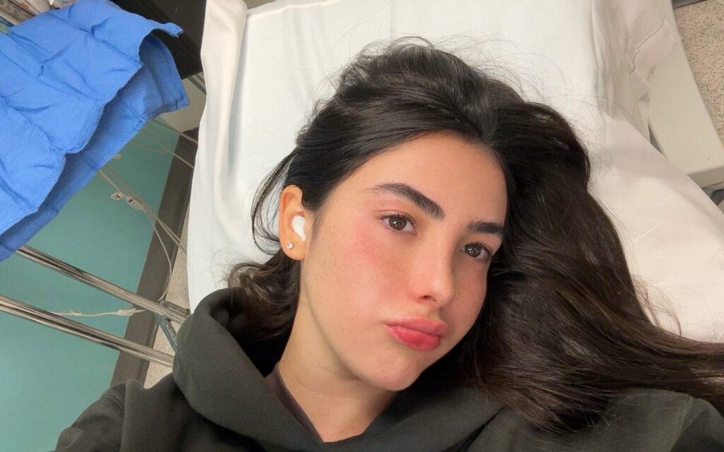 Andrea Botez hearing loss