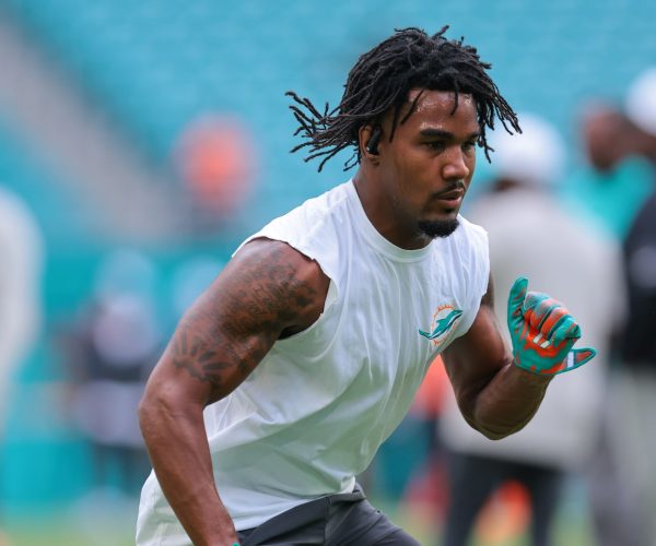 Jaylen Waddle injury