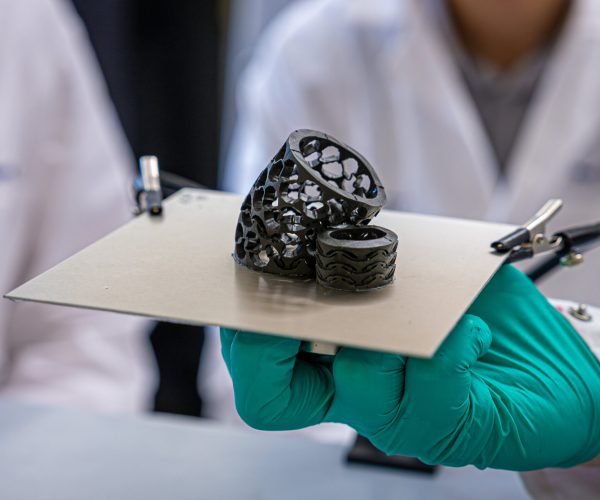 shape-shifting material