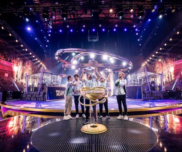 Team Falcons The International 2025