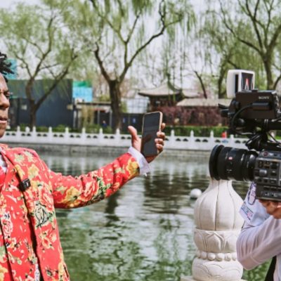 IShowSpeed Slipz falling out