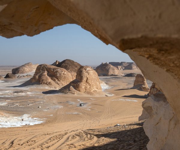Egypt deserts travel