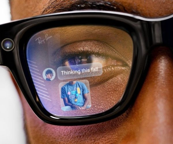 Ray-Ban augmented reality