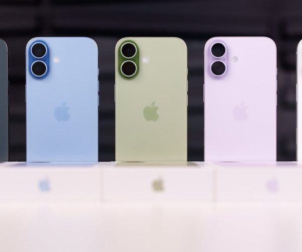 iPhone 17 colors