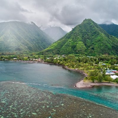budget travel Tahiti