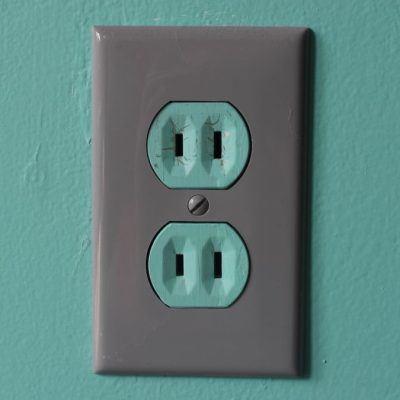 three-prong outlets