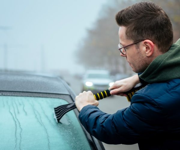 de-ice car