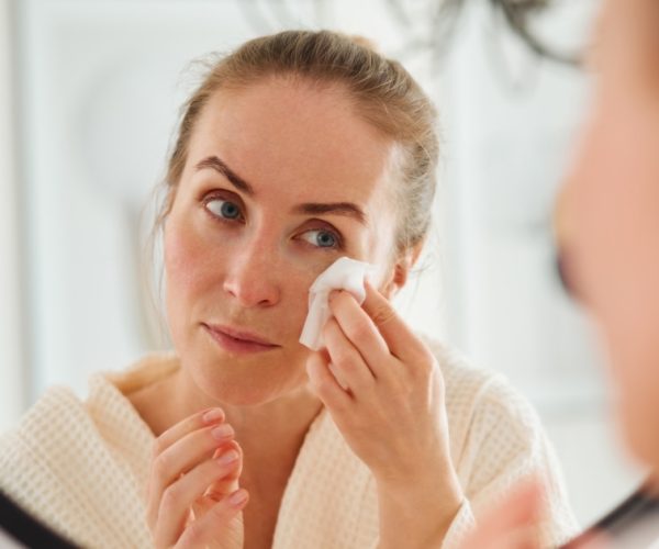 Neutrogena face wipes recall