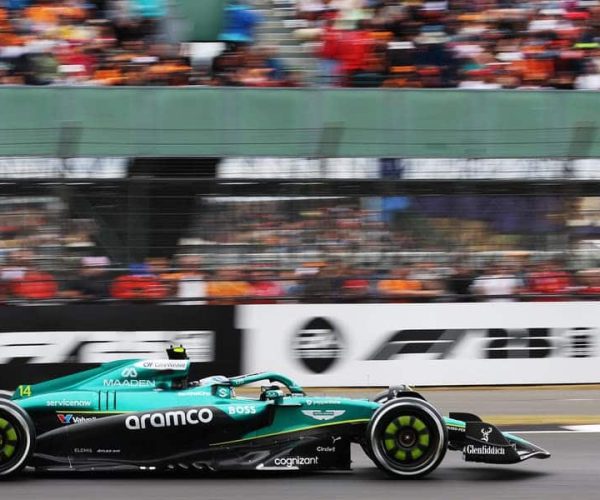 ELEMIS beauty sponsor F1