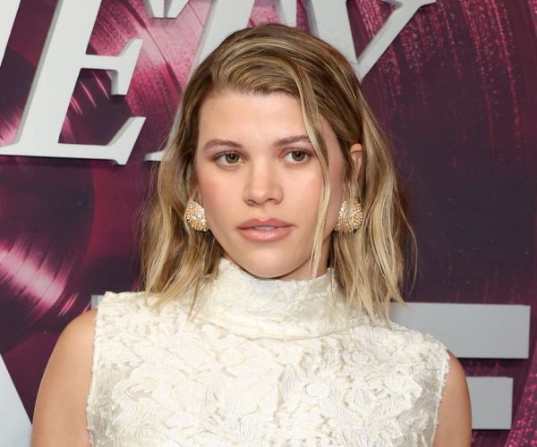 Sofia Richie maternity wear