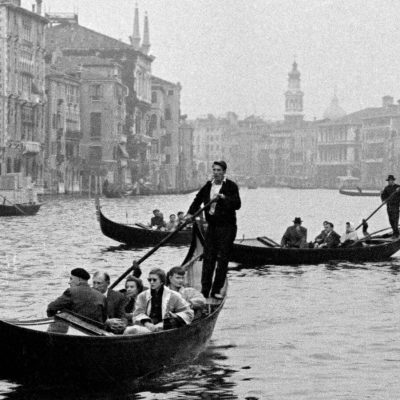 loneliness book 2025