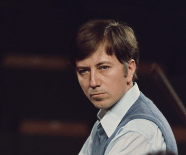 Tamas Vasary pianist