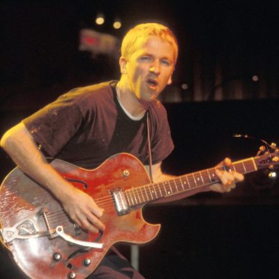 Greg Brown guitarist