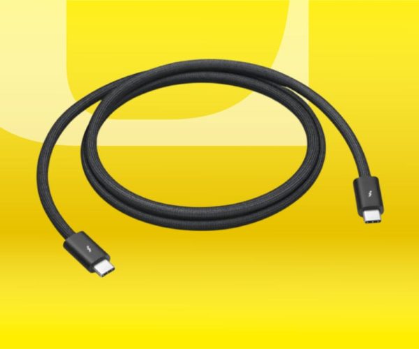 Apple Thunderbolt 4 Pro Cable