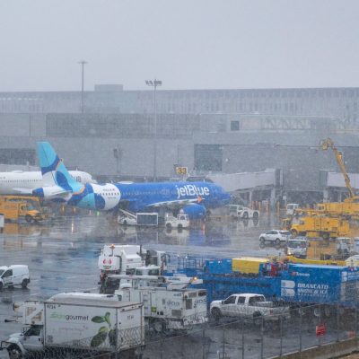 Northeast flight cancellations